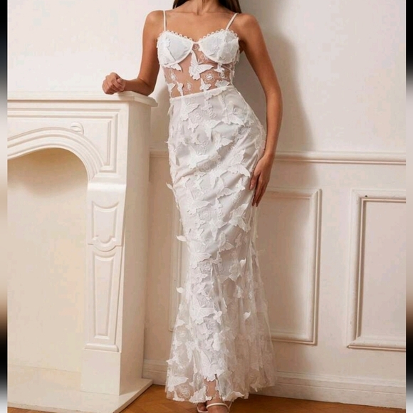 Dresses & Skirts - Elegant French Style Women's Butterfly Texture Contrast Lace Sexy Sheer Dress